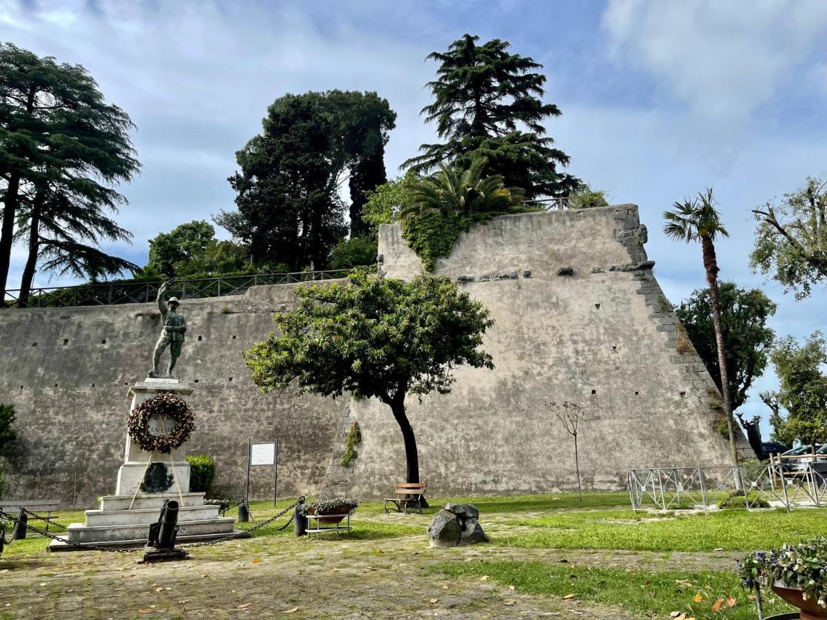 Appartamento Vista Lago Anguillara Sabazia Esterno foto